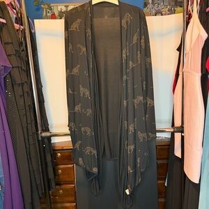Sseko size 1 Black with Cheetah Print Convertible Wrap Top (US Size 2-8)